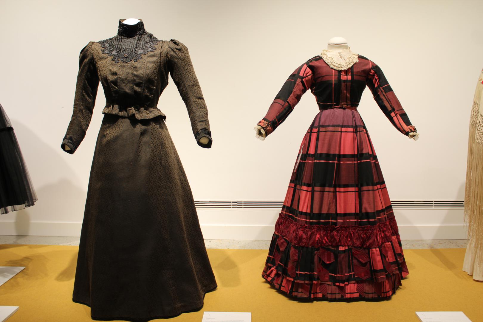 nodrizas trajes antiguos exposicion Jantziaren Zentroa